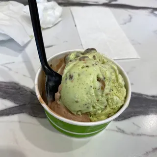 Ice Cream Cone 2 Scoop