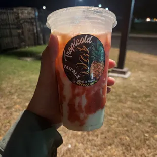 pineapple strawberry vaifala