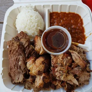 3 meat plate with baked beans