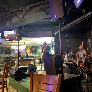 Live music most days of the week. One of the best places to grab a beer in Waikiki