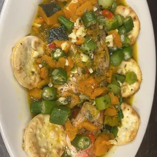 Steam fish and crackers