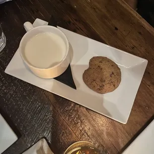 cookies and bourbon milk!