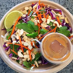 |Thai Glory Bowl| brown rice-quinoa-cabbage-carrots-peanut sesame dressing &amp; more!