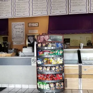 bagels, interior