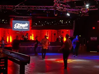 Stoney's Rockin' Country