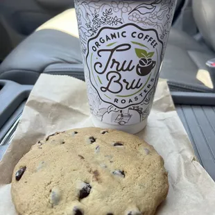 mocha &amp; chocolate chip cookie