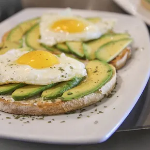 Avocado Toast w/ eggs