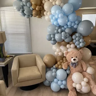 Balloons FT Big Teddy Bear