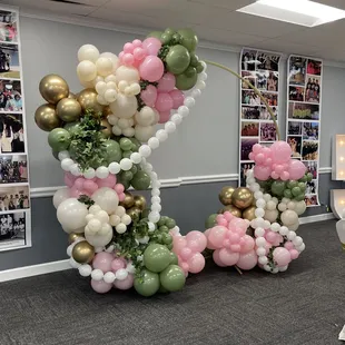 Deluxe Garland w/ gold hoop