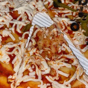 Vegan pizza is disgusting. Fake food. Do not eat this garbage. Love yourself