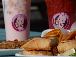 Guerito’s Red Tacos