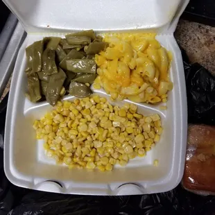 Veggie plate and cornbread with green beans, mac n cheese, and corn
