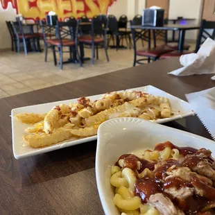 Daddy Mac Cheese and Bacon Friez