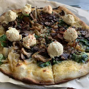Spinach & Mushroom Pizza