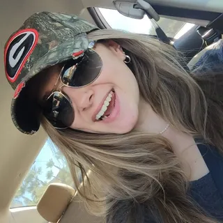 Chelsea R.
