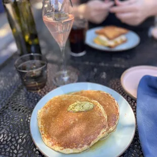 Cornmeal pancakes and Pisco Boy