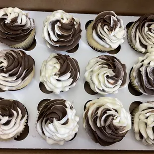 Marble cupcakes with chocolate and vanilla swirl buttercream