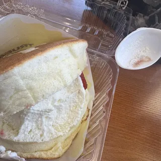 Strawberry Soufflé 鮮草莓舒芙蕾