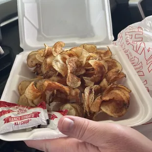 chicken wings and fried chicken, food