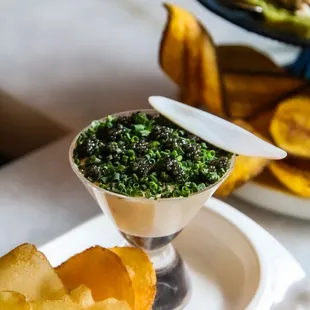 CAVIAR &amp; CHIVE DIP house-made potato chips
