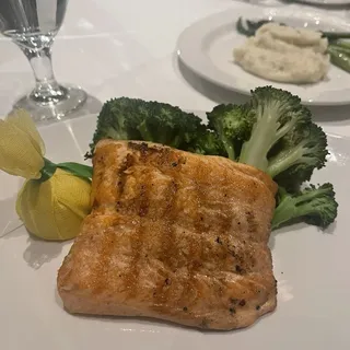 Broiled Salmon