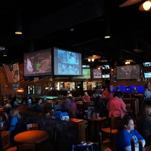 11 HUGE Projector Screens and more than 40 NEW flat screen TV&apos;s!