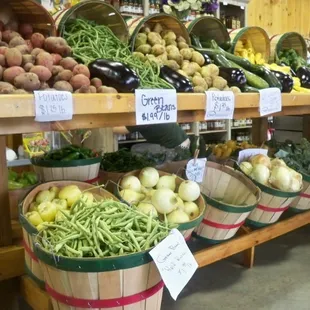 Fresh Vegetables and Produce