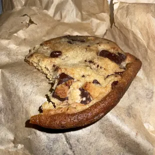 Chocolate chip cookie