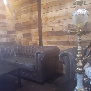 Hookah with melon head