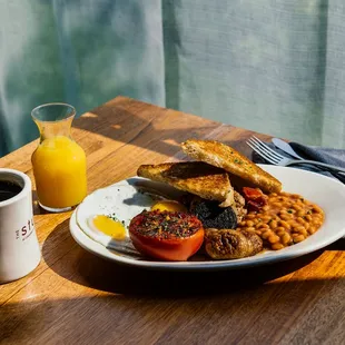 Chilly weather calls for a proper English breakfast