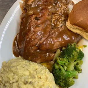 Truth Soulfood Restaurant and Lounge