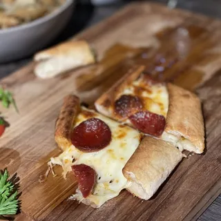 Turkish Pepperoni Flatbread