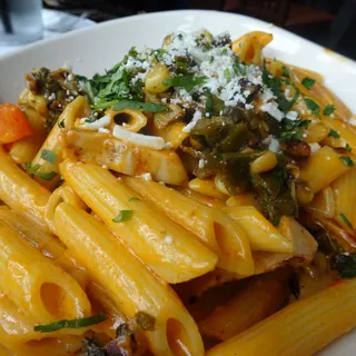 Spicy Roasted Red Pepper Penne