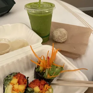 Nori Roll Tropical Green Mac-Aroon