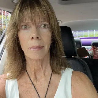 Tara B.
