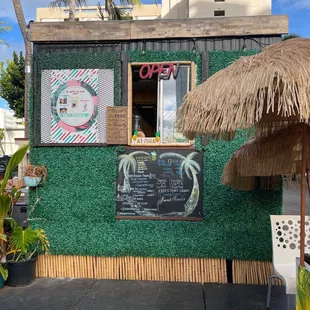 Waikiki ice cream truck