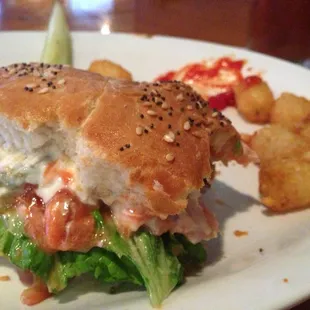 Now, I'm a big eater, but I don't know if I can finish this last (giant) quarter of my delicious veggie burger.