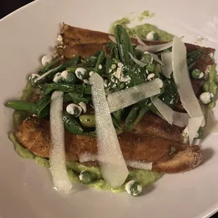 Spicy pea, ricotta &amp; basil crepes!