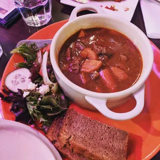 Goulash in a Pot