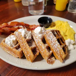 Pumkin waffles