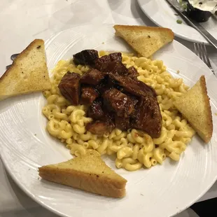 Brisket Mac and cheese