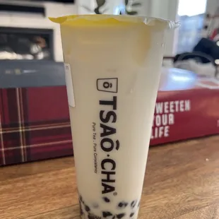 Peach Milk Oolong Tea w/ Boba
