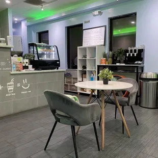 Really cute interior!