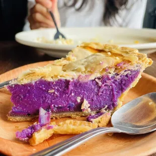 Ube macapuno pie