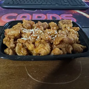 chicken wings, fried chicken wings, poultry, bbq chicken, chicken, chicken wings and fried chicken, food, bbq wings, fried chicken