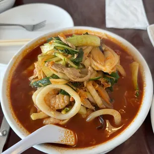 ramen and noodles, food