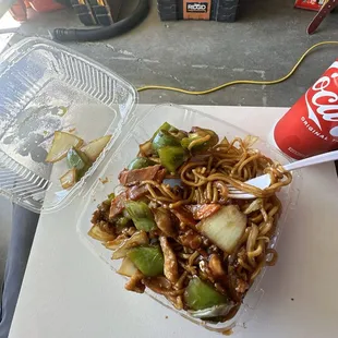 L1. Chicken with Mixed Vegetables Lunch Special