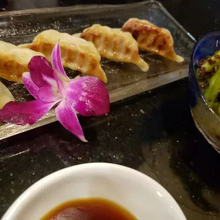 Gyoza