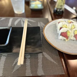 Tuna Avocado Roll