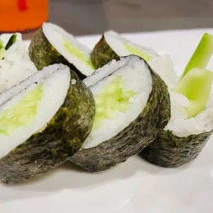 Cucumber roll